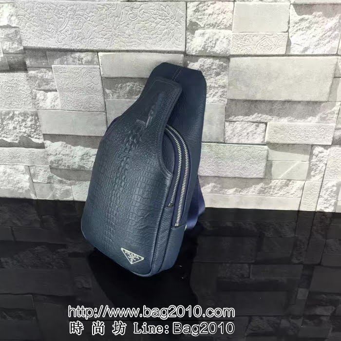普拉達PRADA原單 最新款鱷魚頭男士胸包-專櫃品質 男士神必備 PHY1258